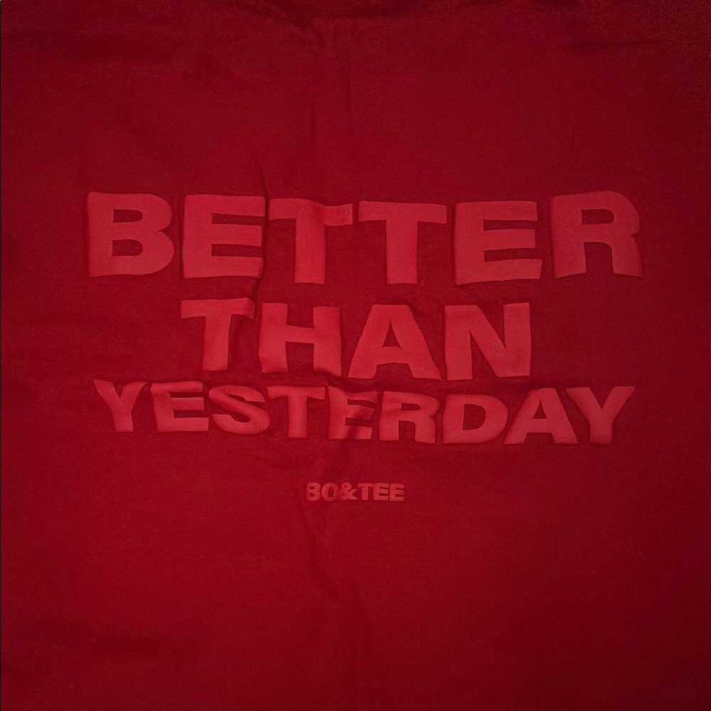 Bo&Tee Crop gym shirt NWT “better than yesterday”
